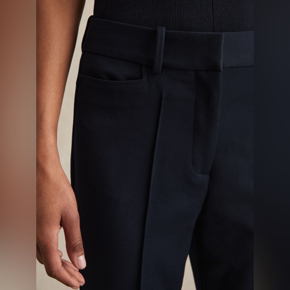 NWT REISS Gabi Flared Suit Trousers in Navy - Picture 3 of 12